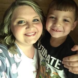 Meet your Posher, Amber